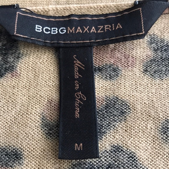 BCBG Cropped Leopard Cardigan - Picture 4 of 5